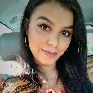 Meet your Posher, Katia